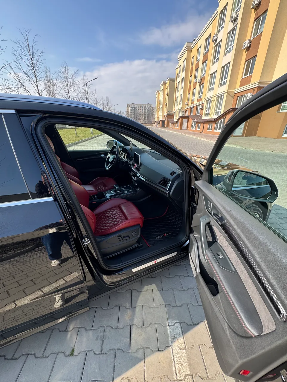 Audi SQ5 - фото 17