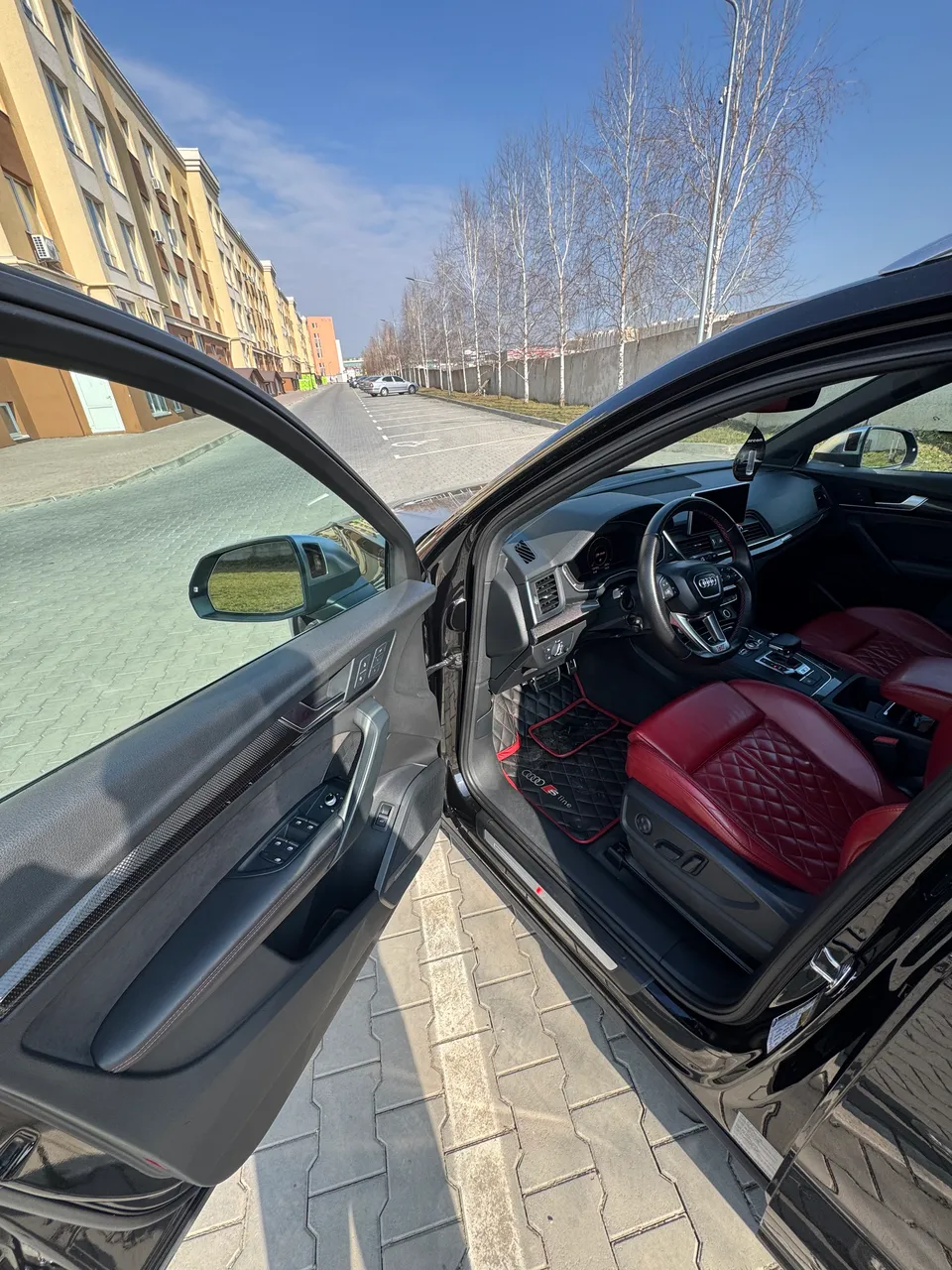 Audi SQ5 - фото 16