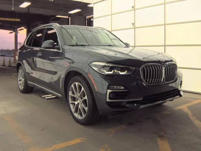 BMW X5 - фото 2