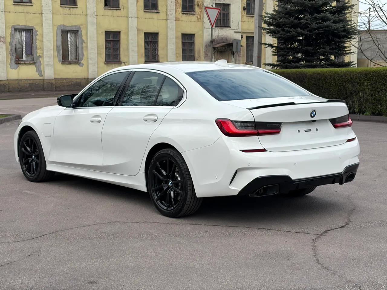 BMW 3 серії - фото 7