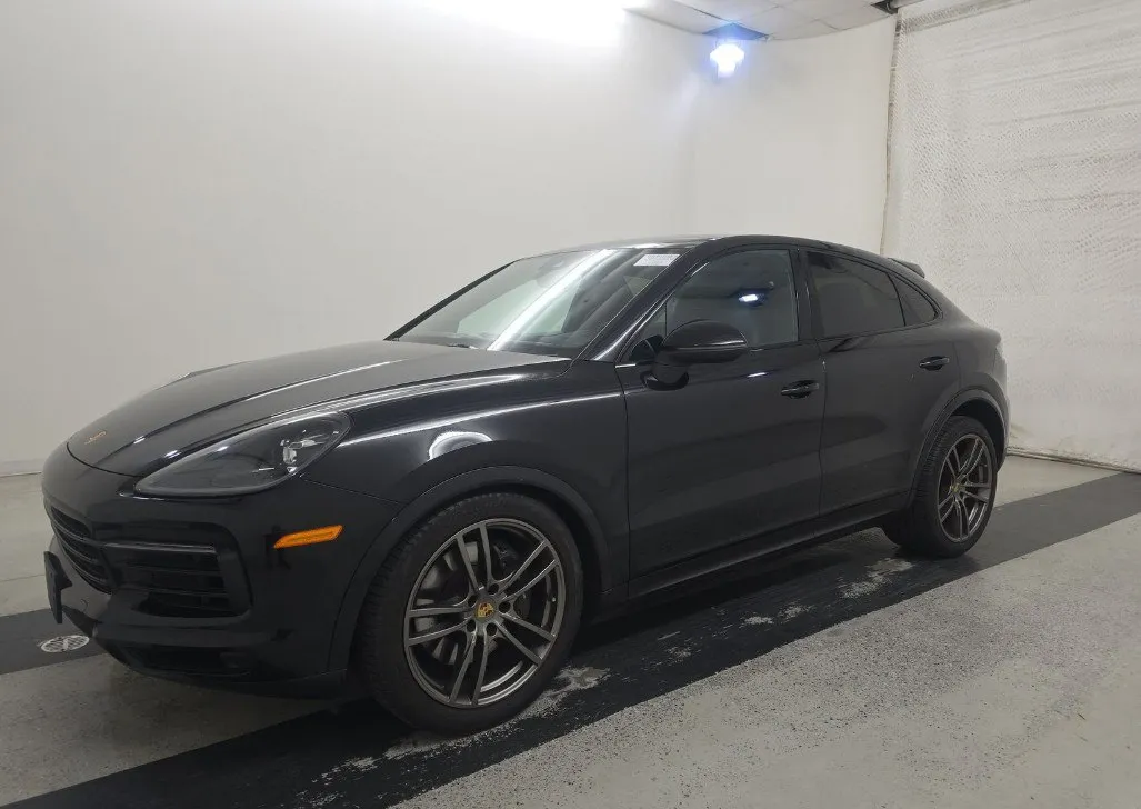 Porsche Cayenne - фото 1