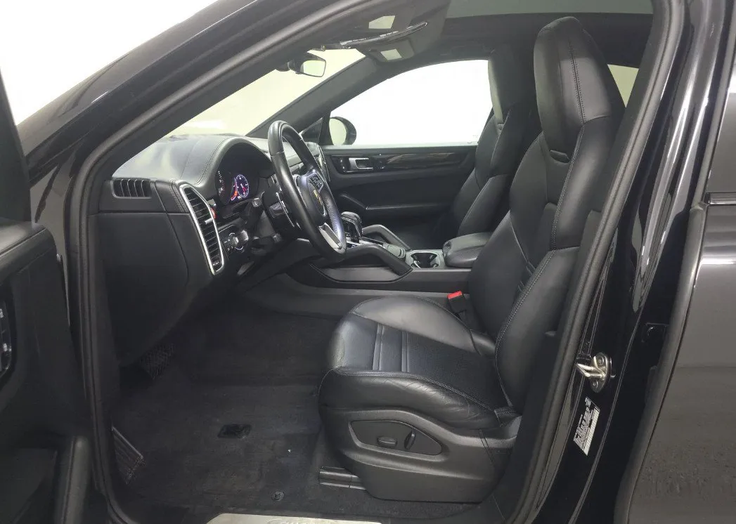 Porsche Cayenne - фото 5