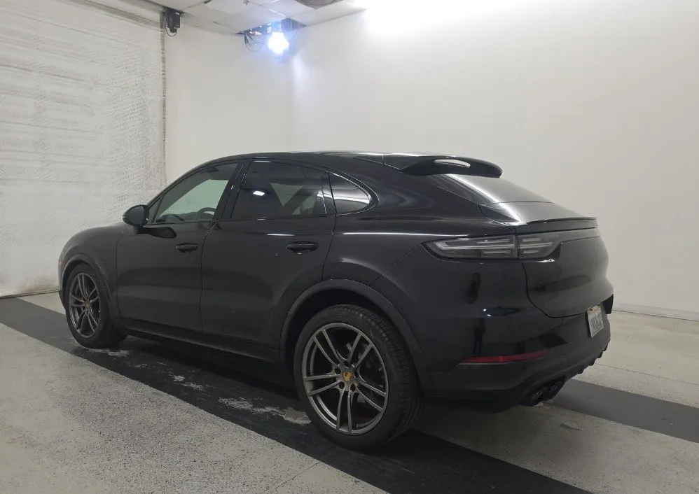 Porsche Cayenne - фото 4