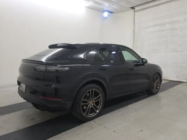 Porsche Cayenne - фото 3