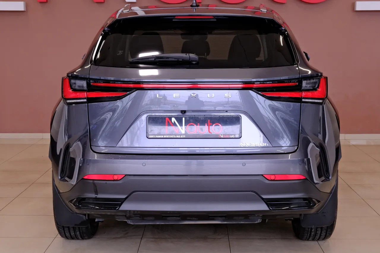 Lexus NX - фото 6