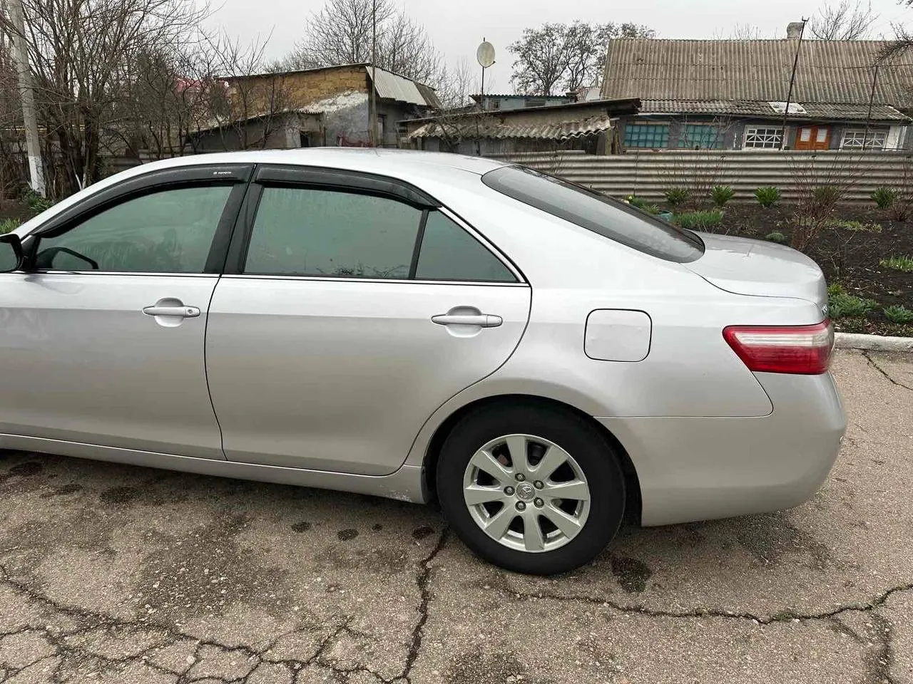 Toyota Camry - фото 8