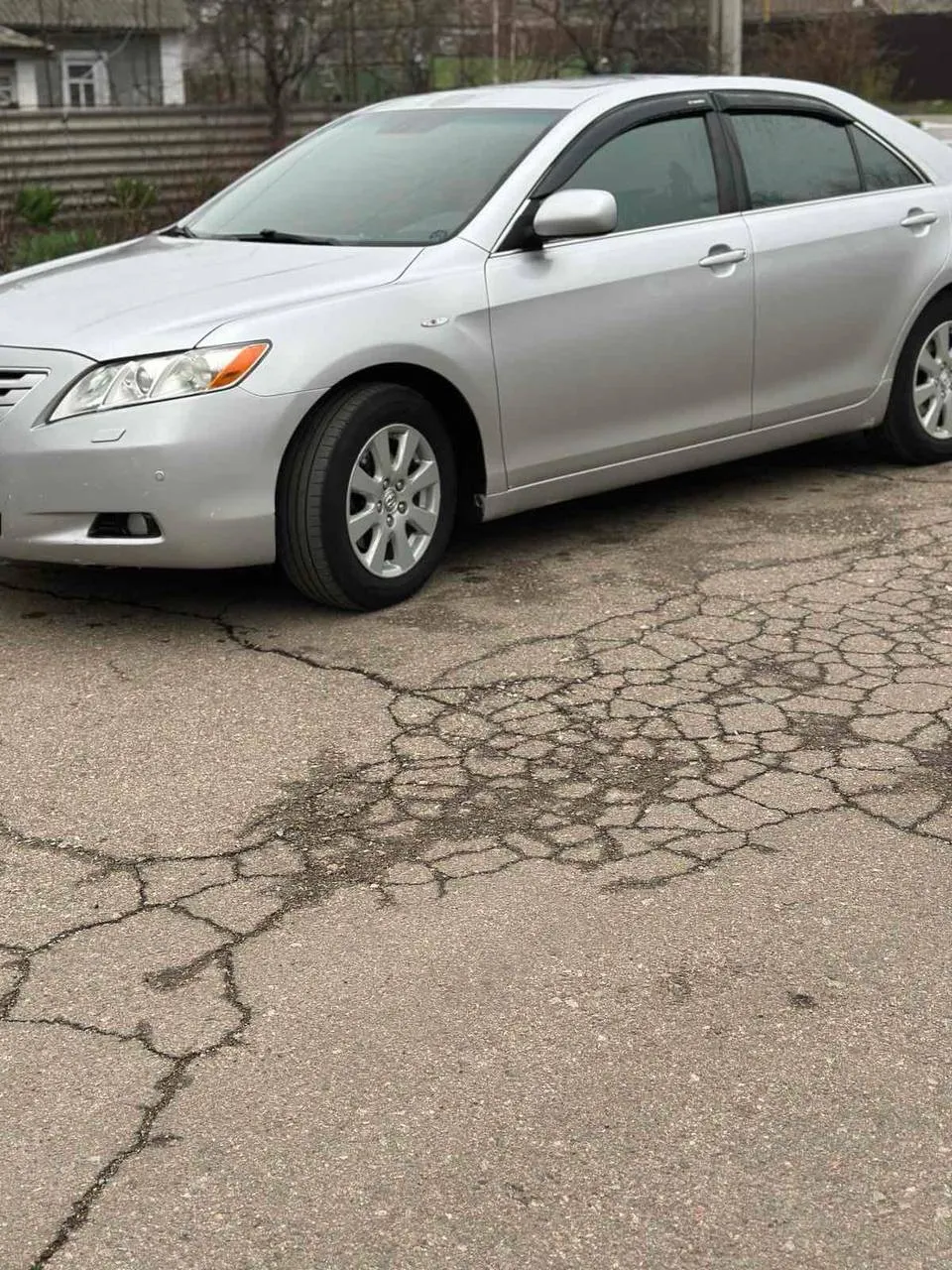 Toyota Camry - фото 3
