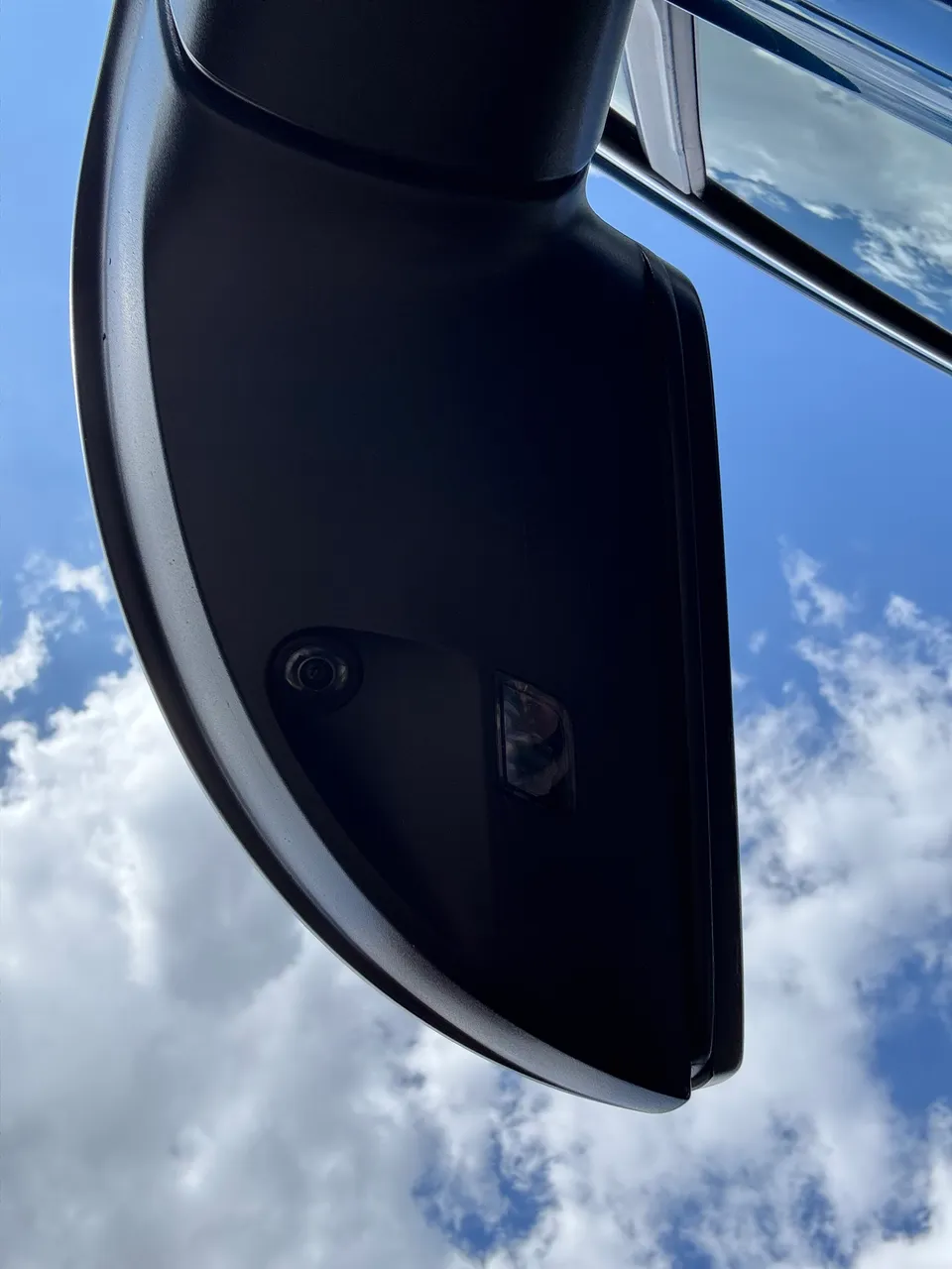 Volkswagen Tiguan - фото 18