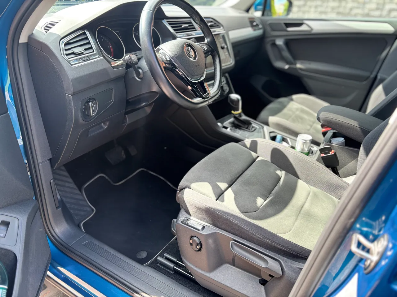 Volkswagen Tiguan - фото 12