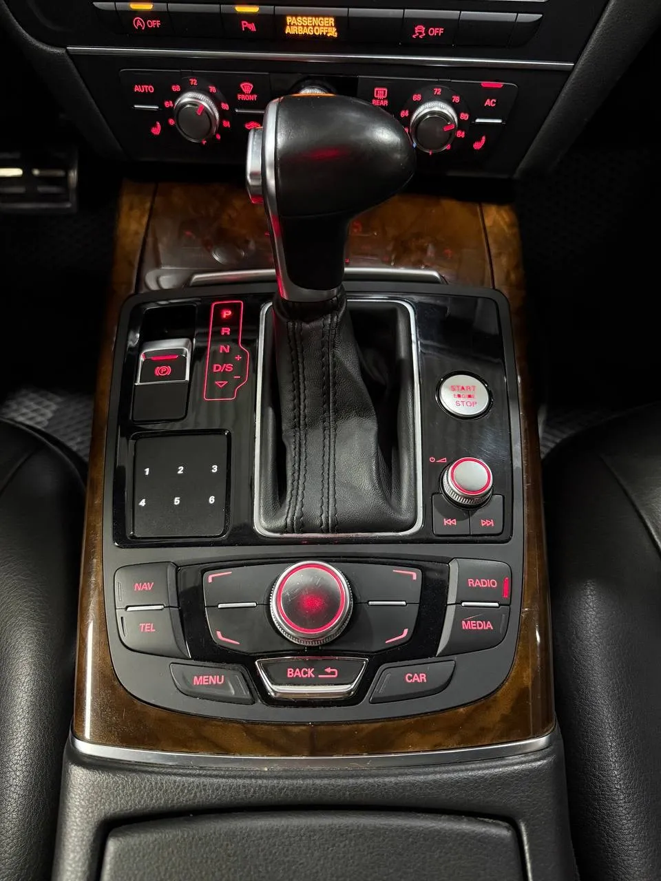 Audi A6 - фото 8