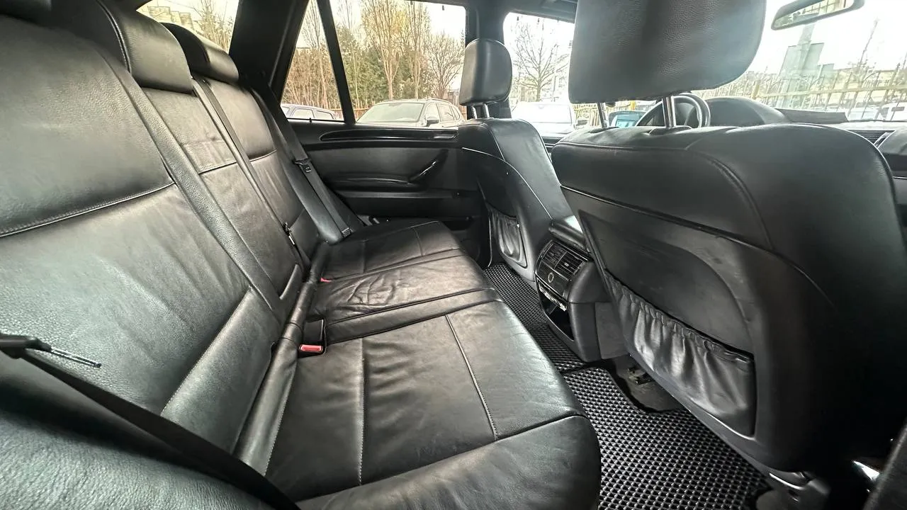 BMW X5 - фото 3