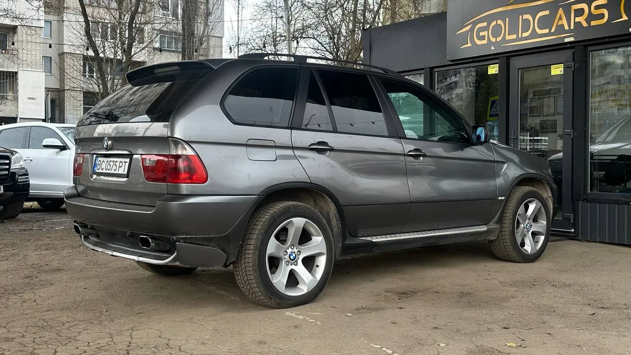 BMW X5 - фото 9
