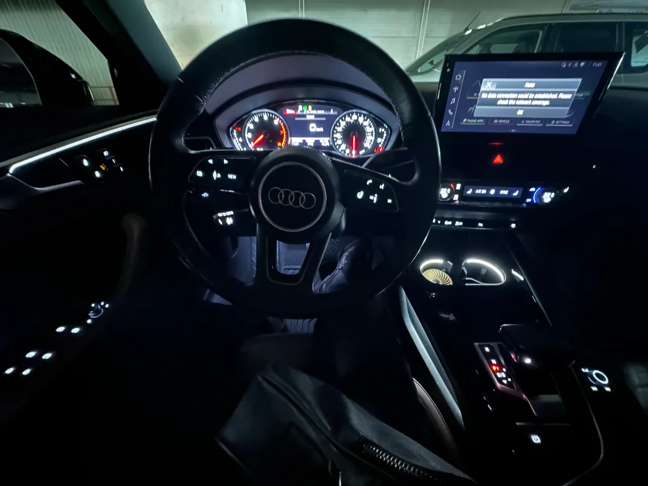 Audi A4 - фото 3