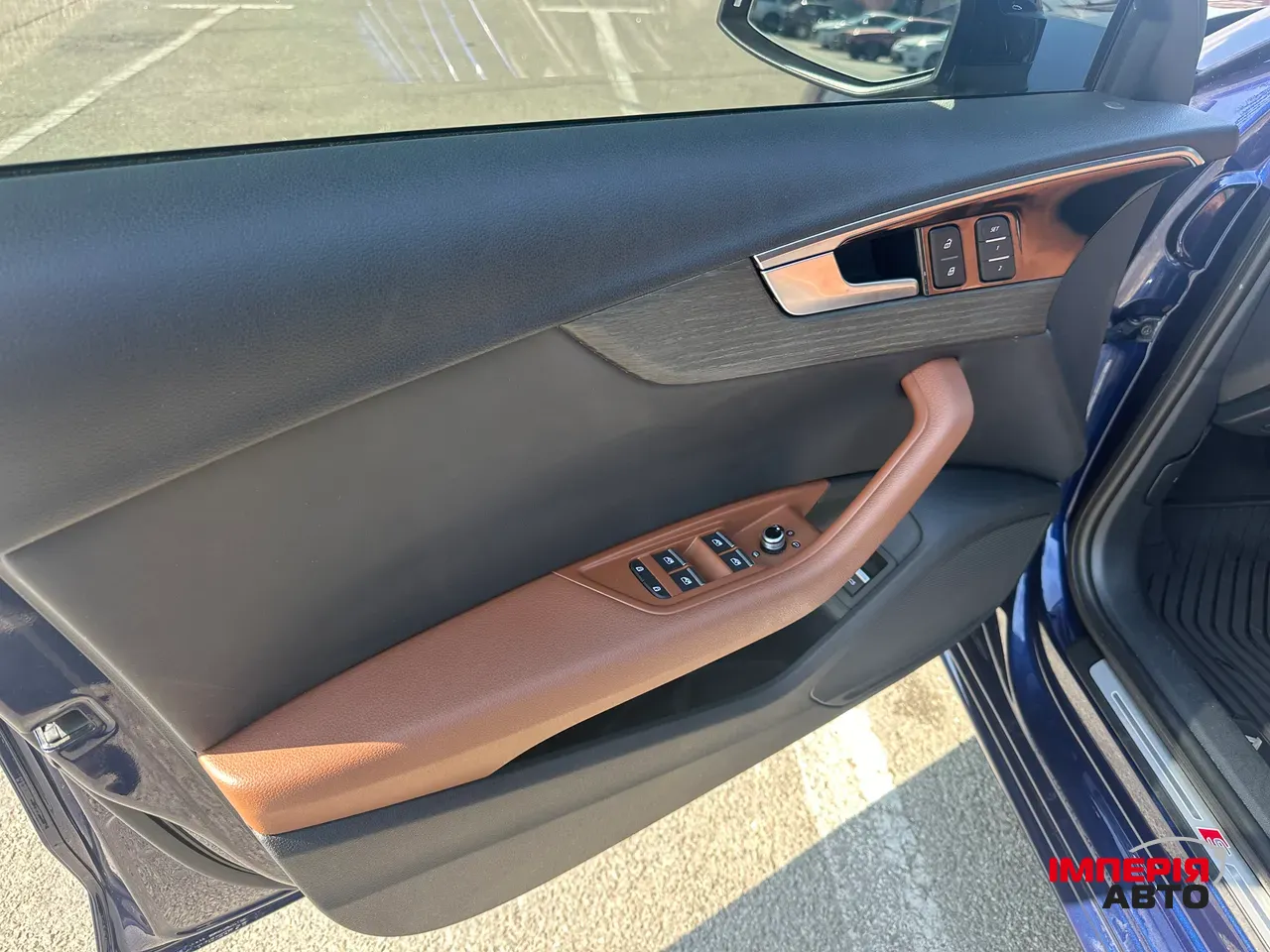 Audi A4 - фото 16