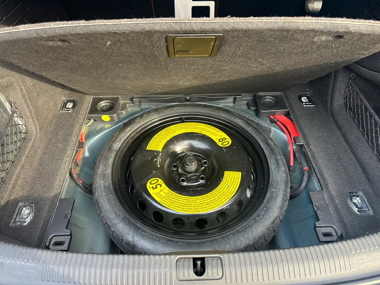 Audi A4 - фото 33