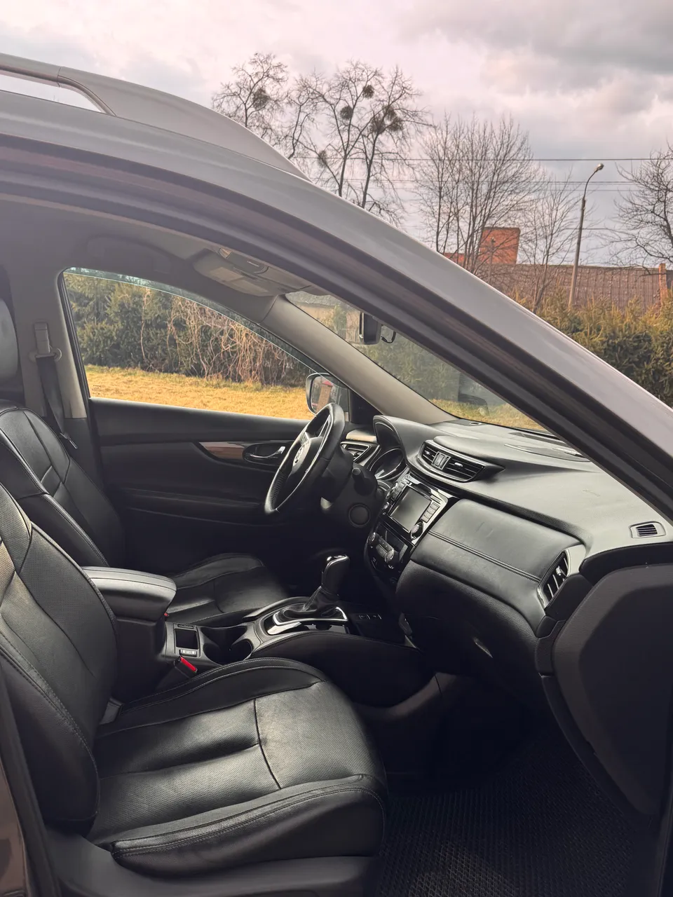 Nissan Rogue - фото 14