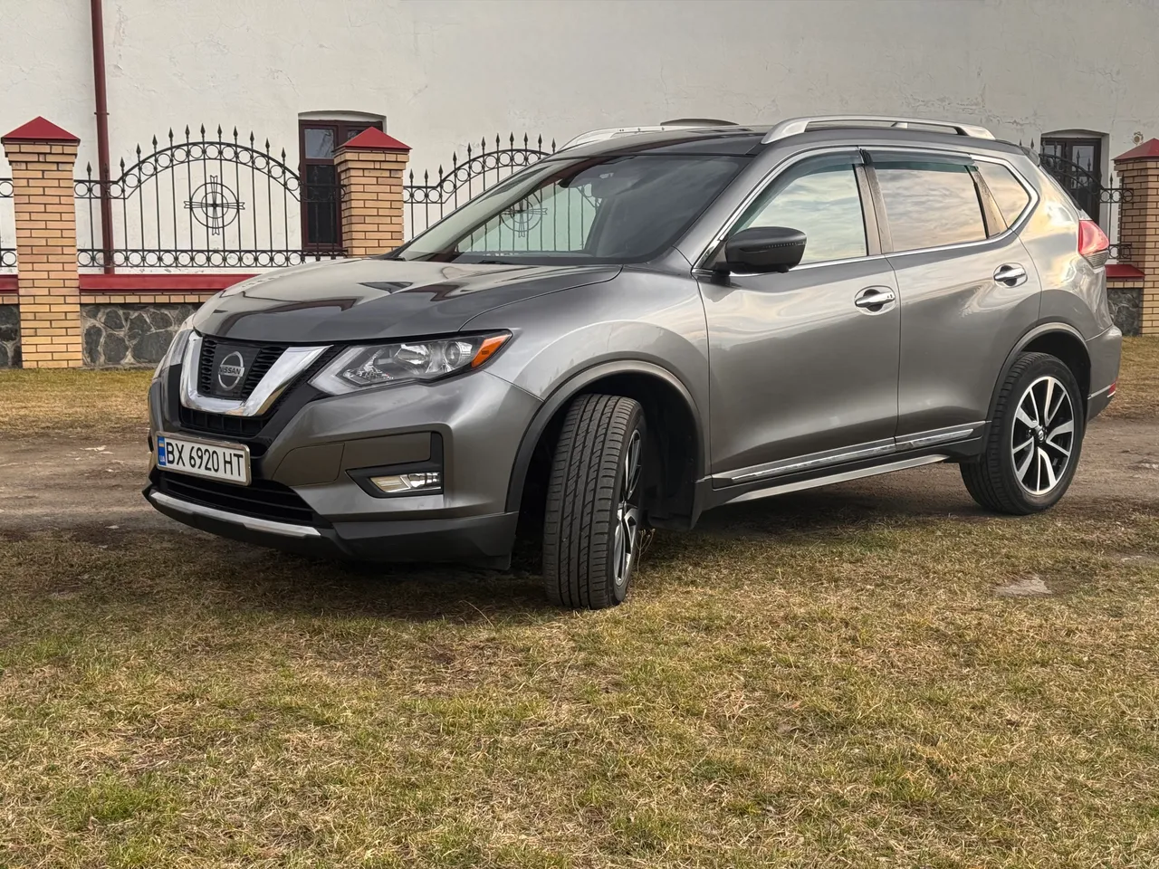 Nissan Rogue - фото 3
