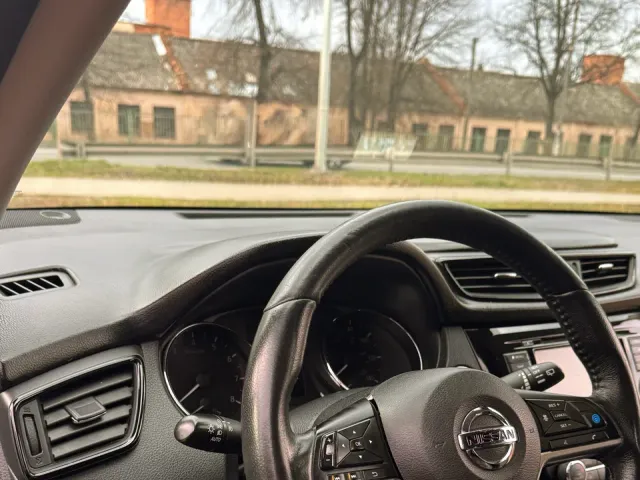 Nissan Rogue - фото 4