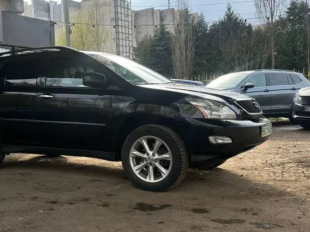 Lexus RX - фото 5