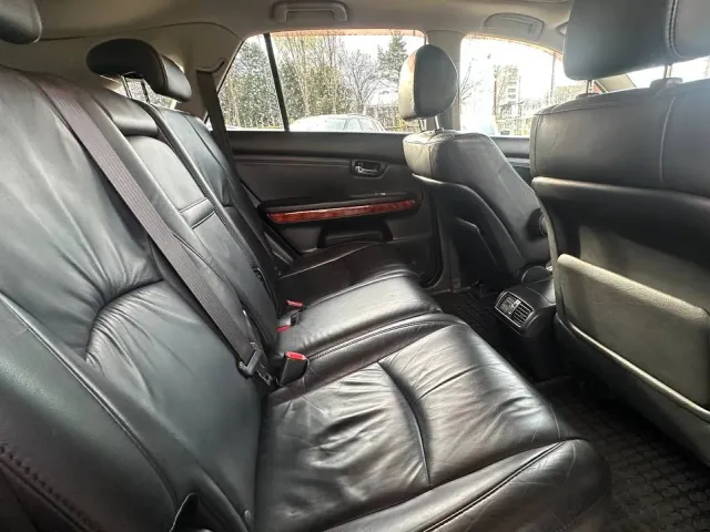 Lexus RX - фото 3