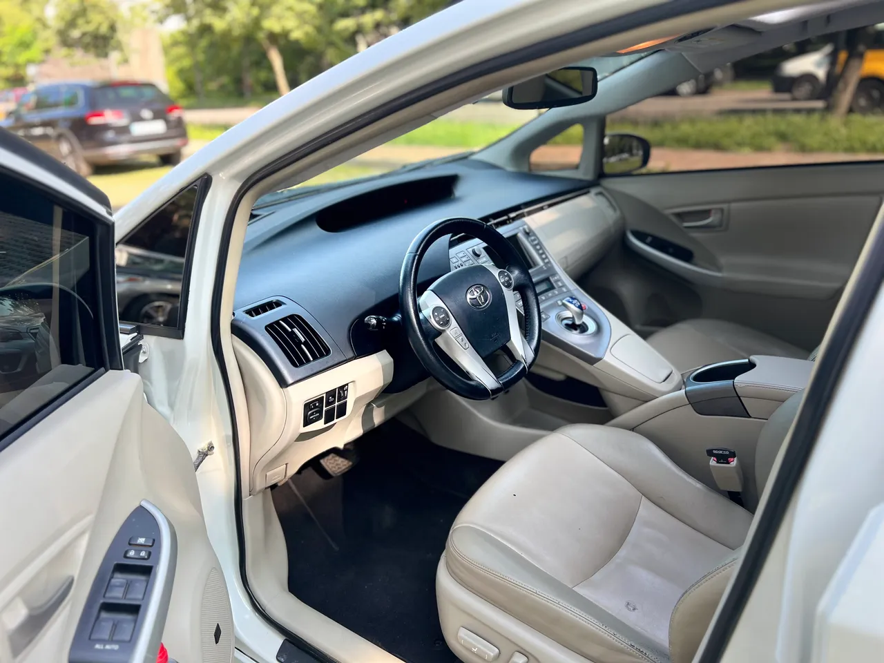 Toyota Prius - фото 6