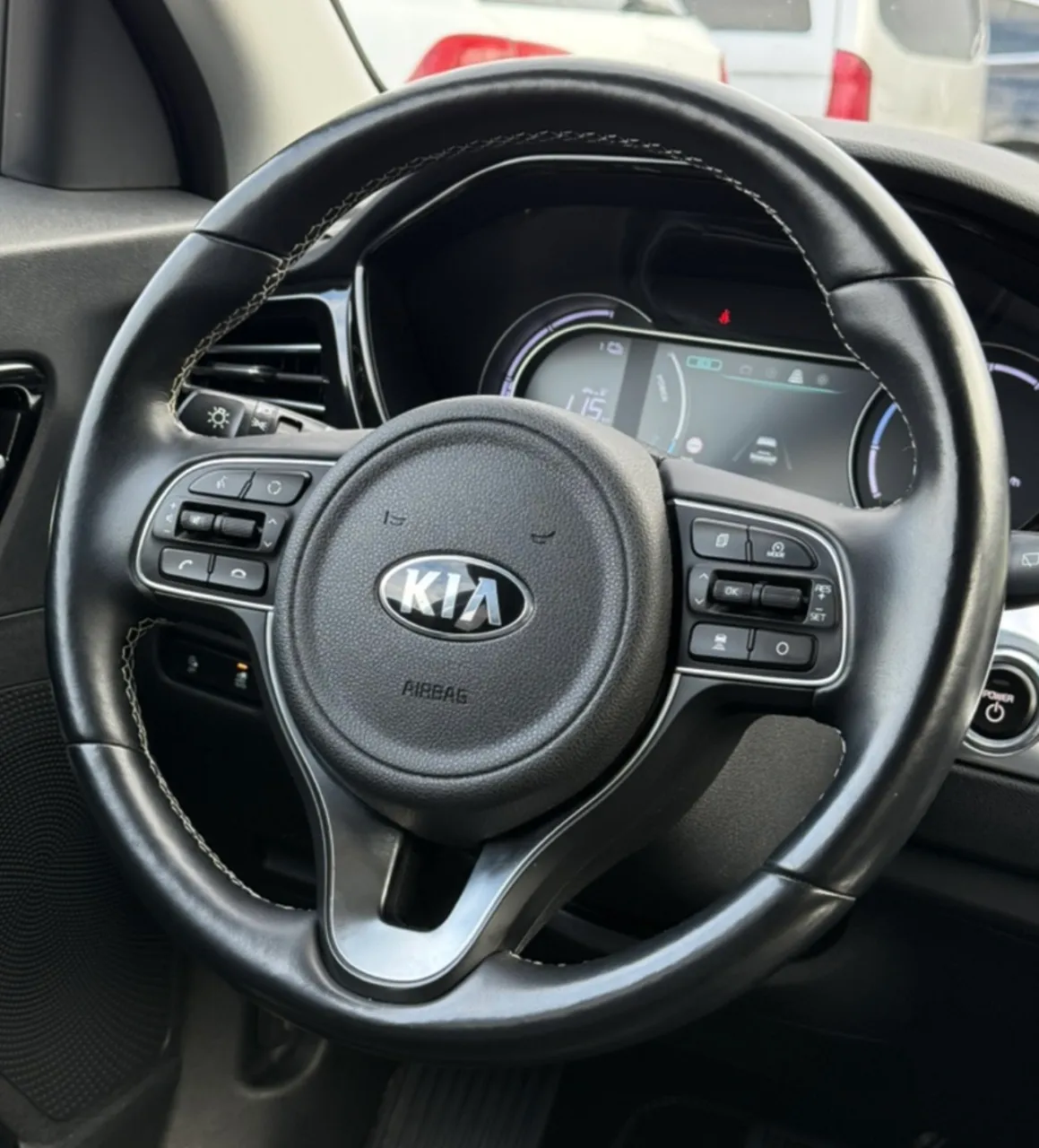 Kia Niro - фото 15