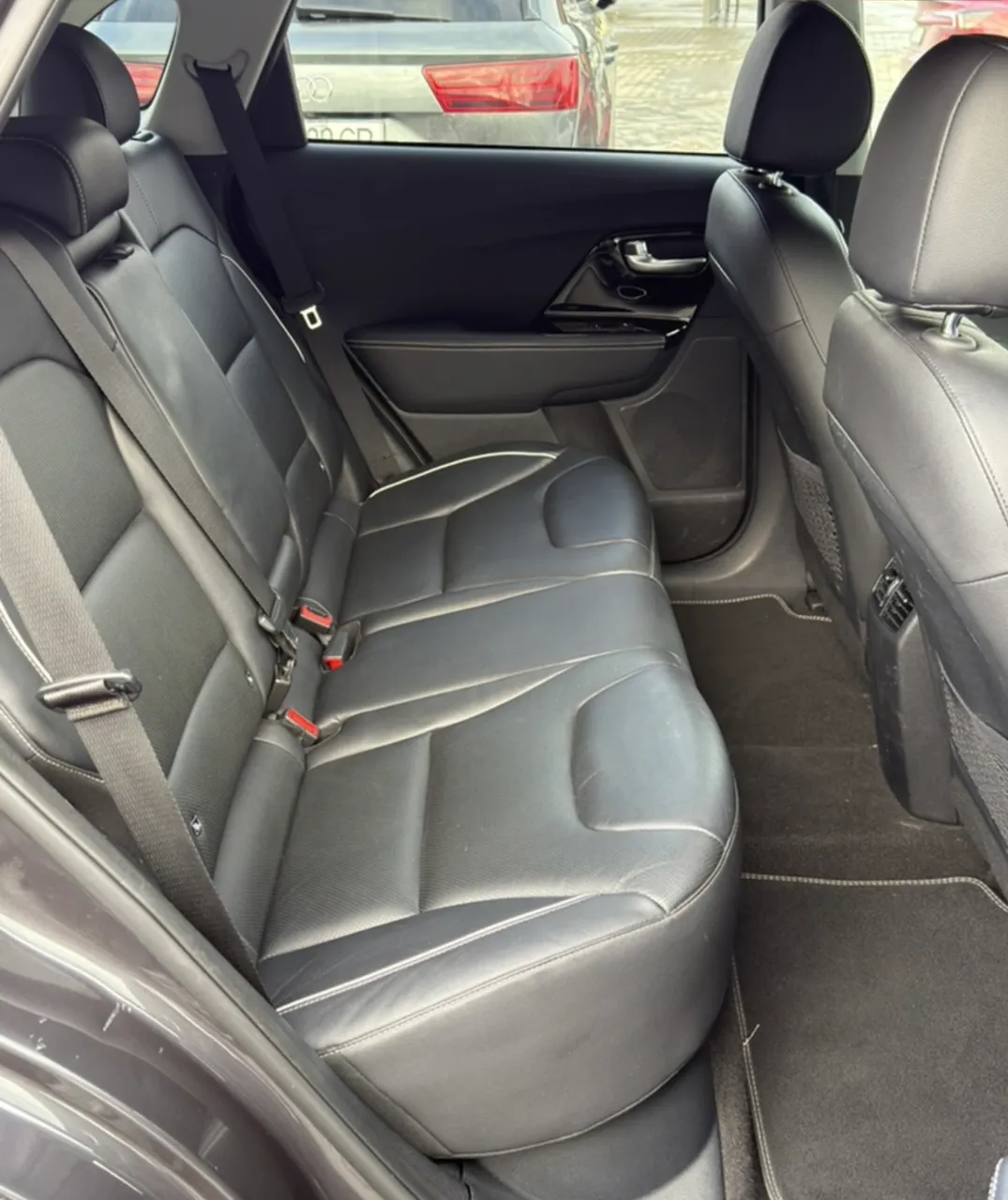 Kia Niro - фото 10