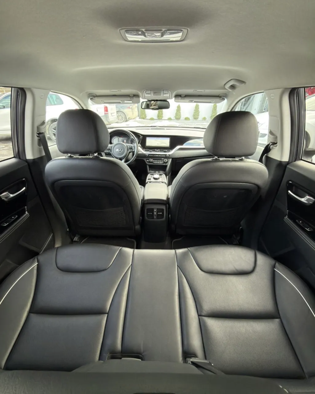 Kia Niro - фото 12