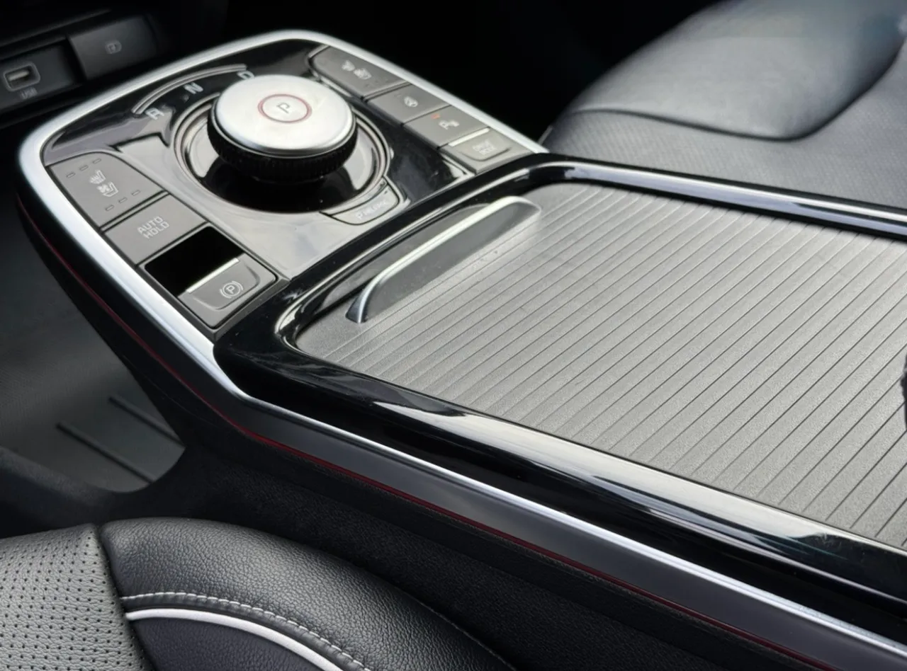 Kia Niro - фото 17