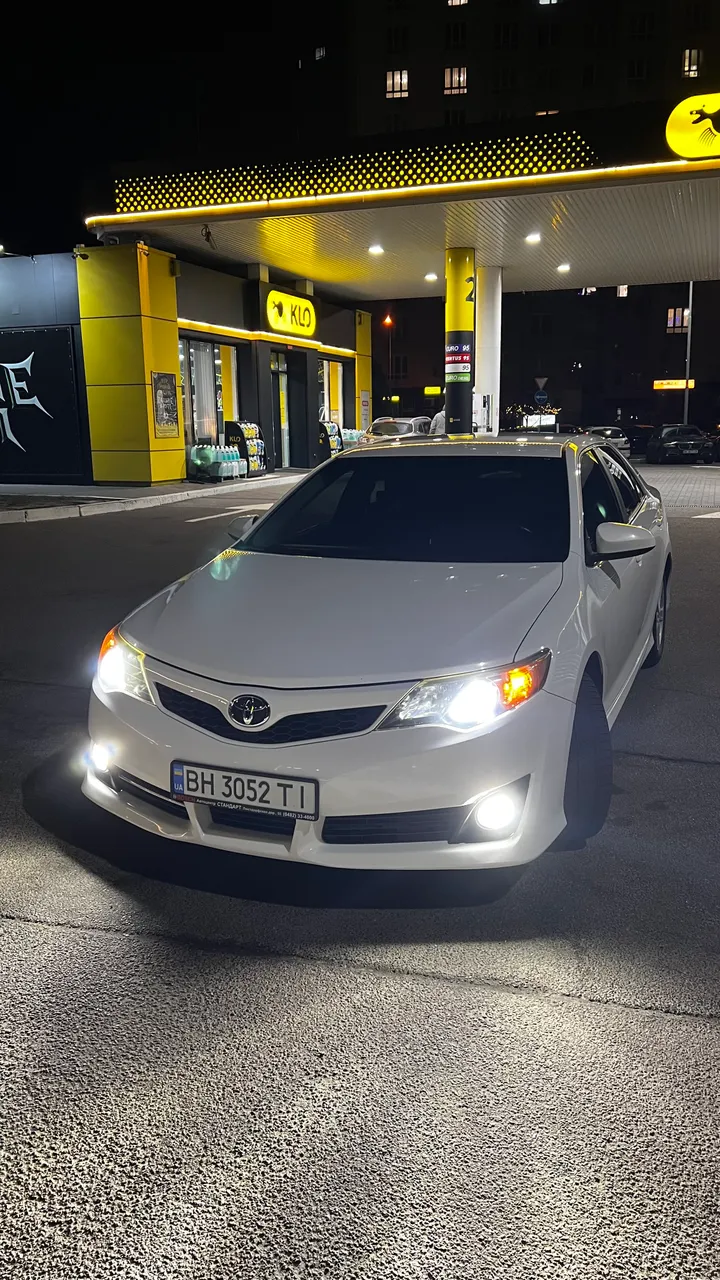 Toyota Camry - фото 7