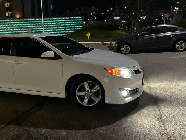 Toyota Camry - фото 5