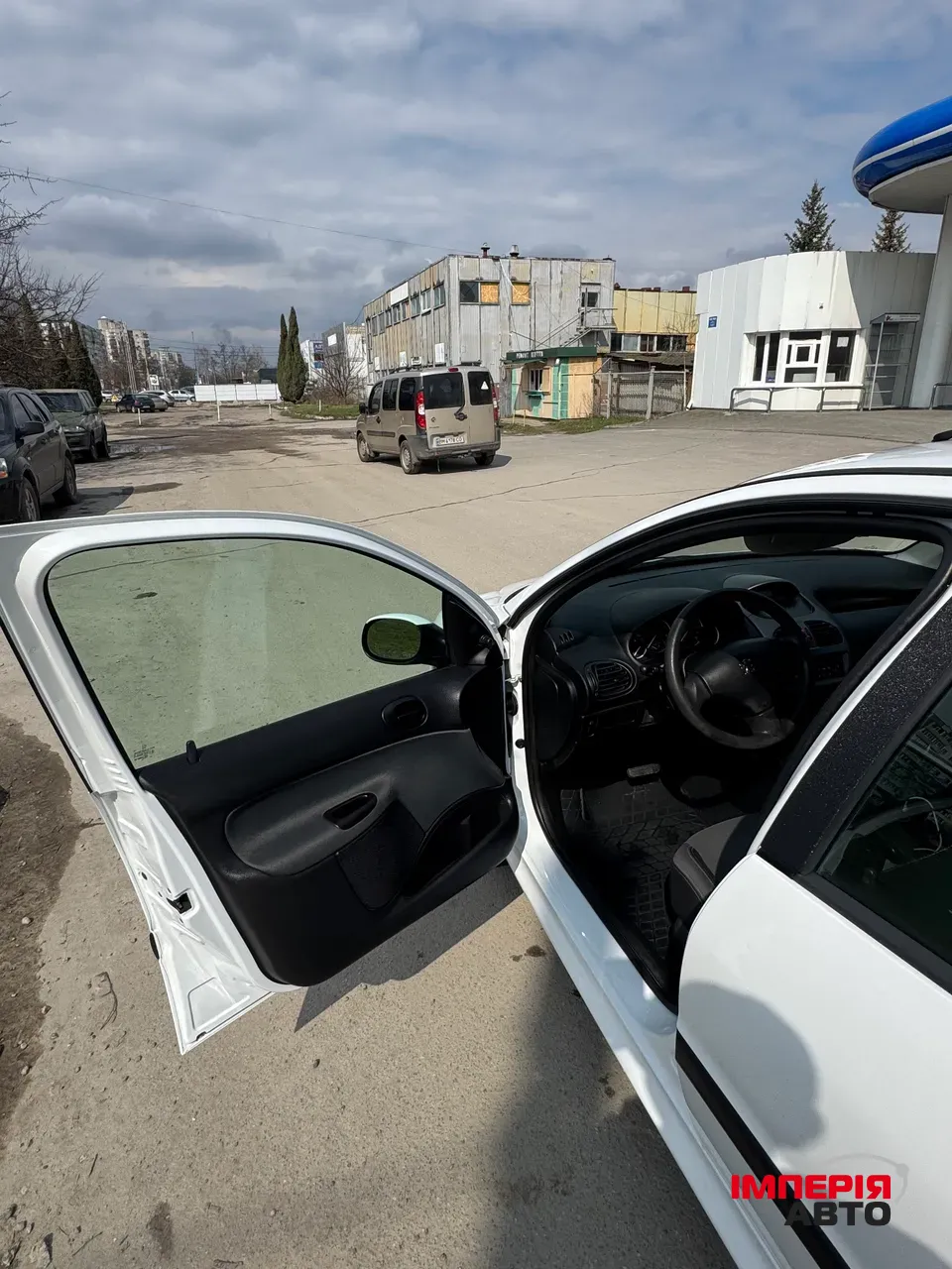 Peugeot 206 - фото 7