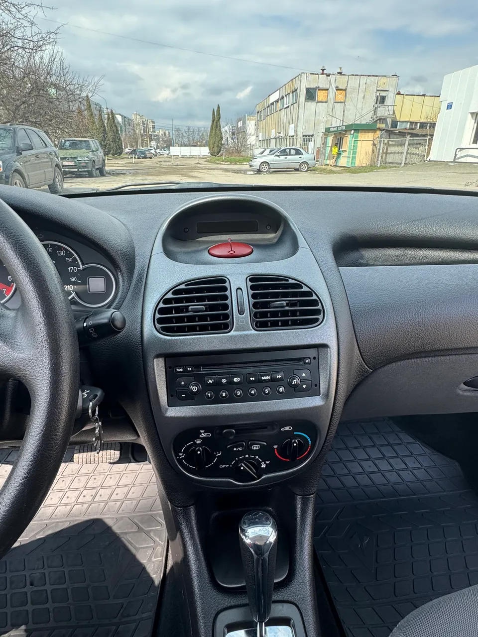 Peugeot 206 - фото 18