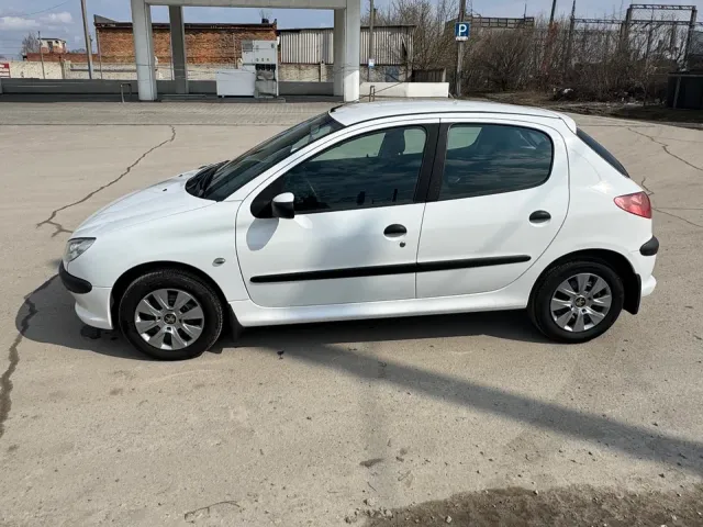 Peugeot 206 - фото 5