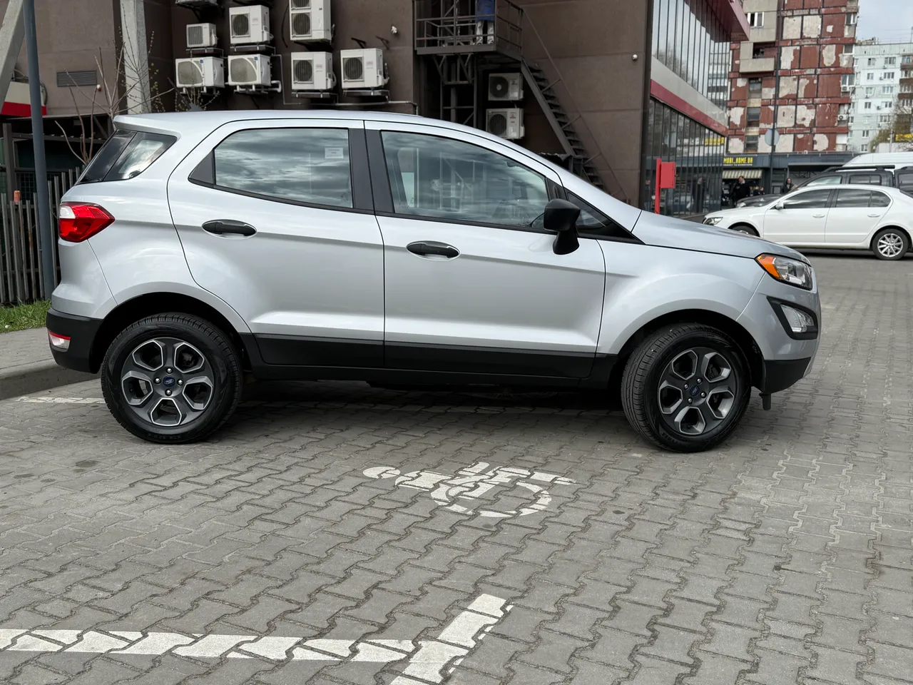 Ford EcoSport - фото 49