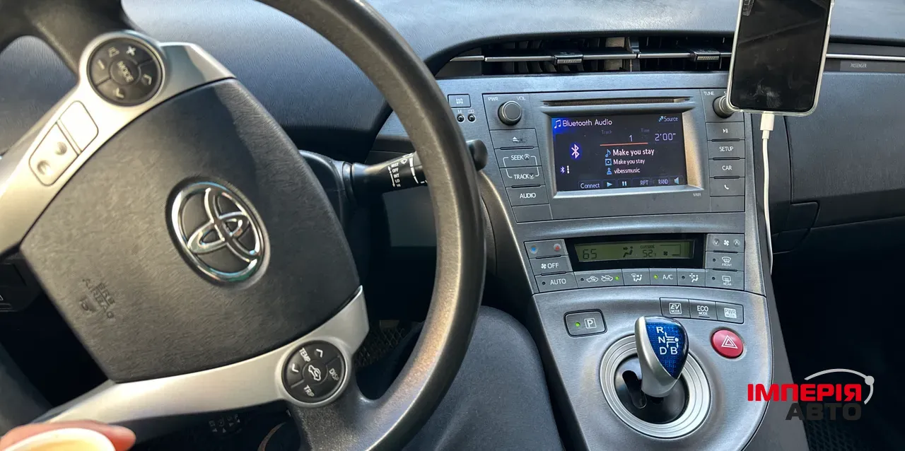 Toyota Prius - фото 4