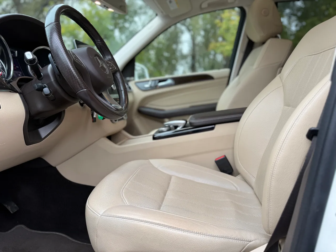 Mercedes-Benz GLE - фото 19