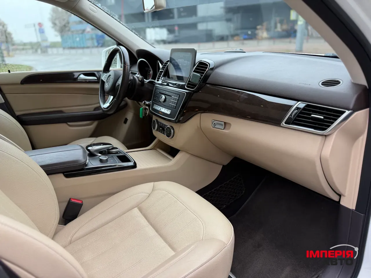 Mercedes-Benz GLE - фото 16