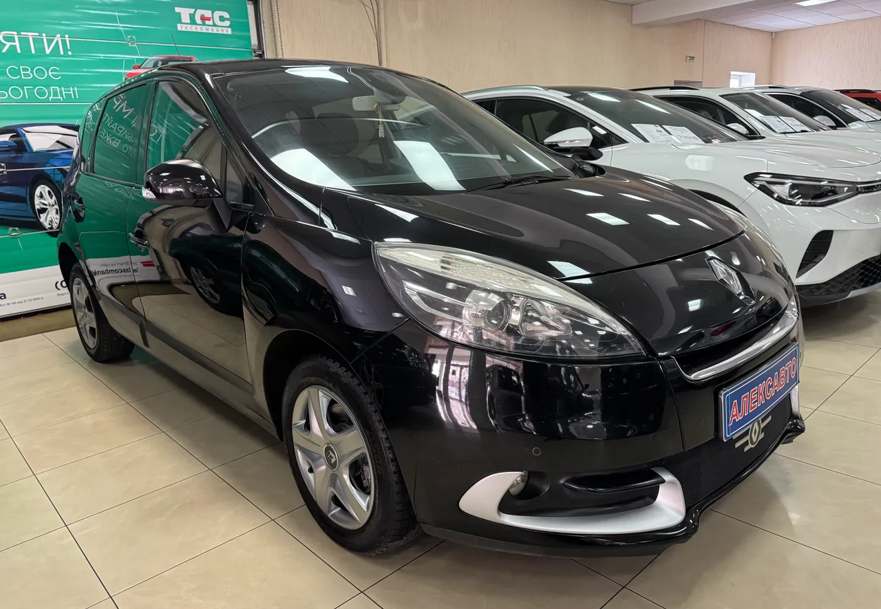Renault Scenic - фото 5