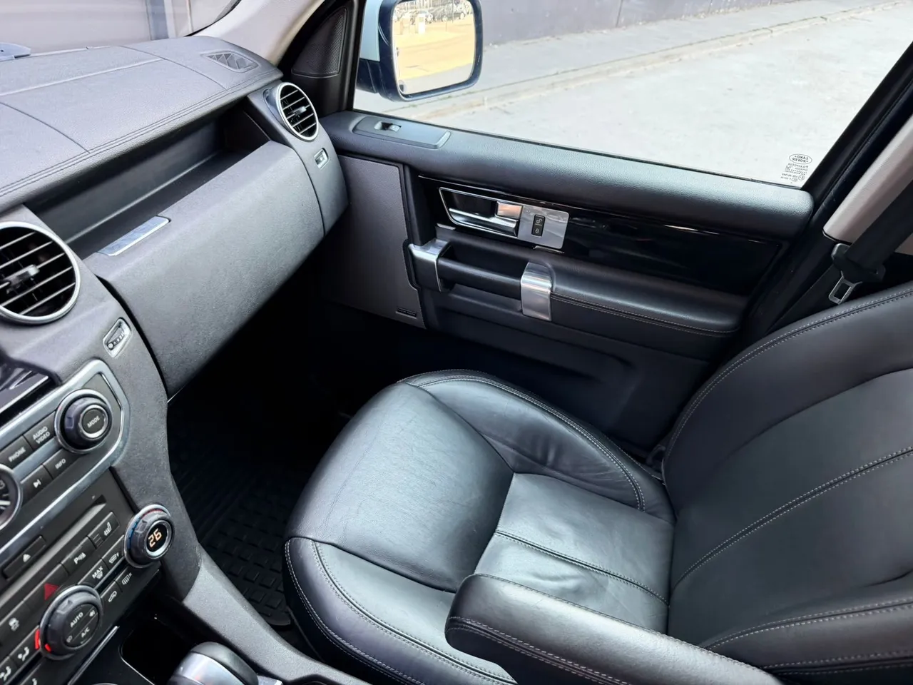 Land Rover Discovery - фото 40