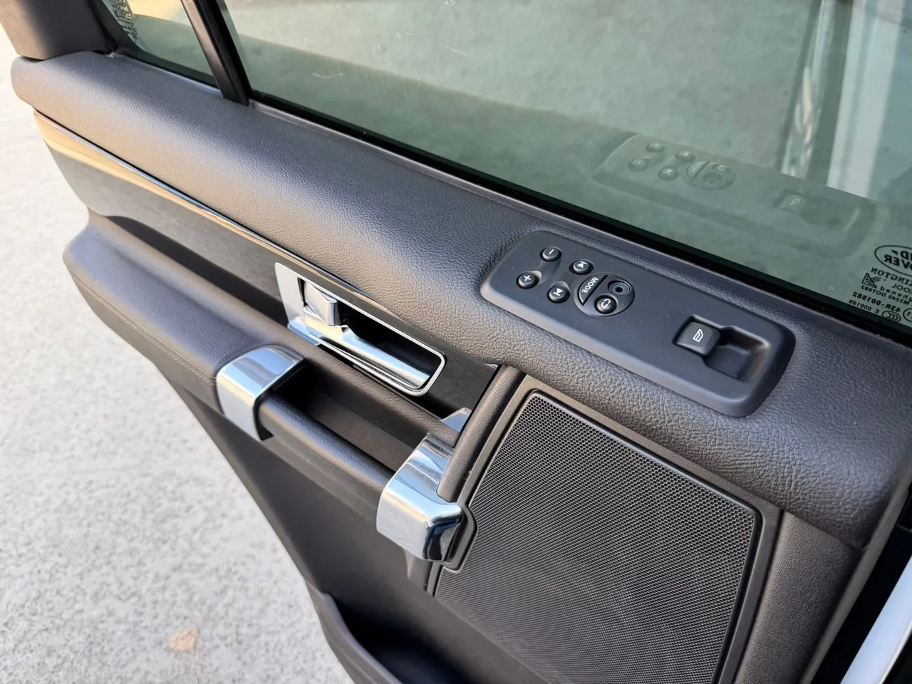 Land Rover Discovery - фото 41