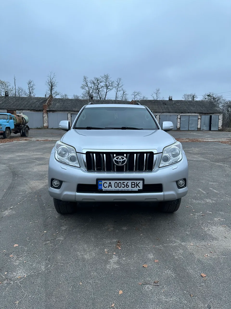 Toyota Land Cruiser Prado - фото 2