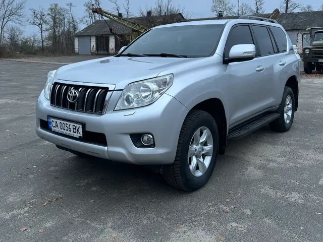 Toyota Land Cruiser Prado - фото 1