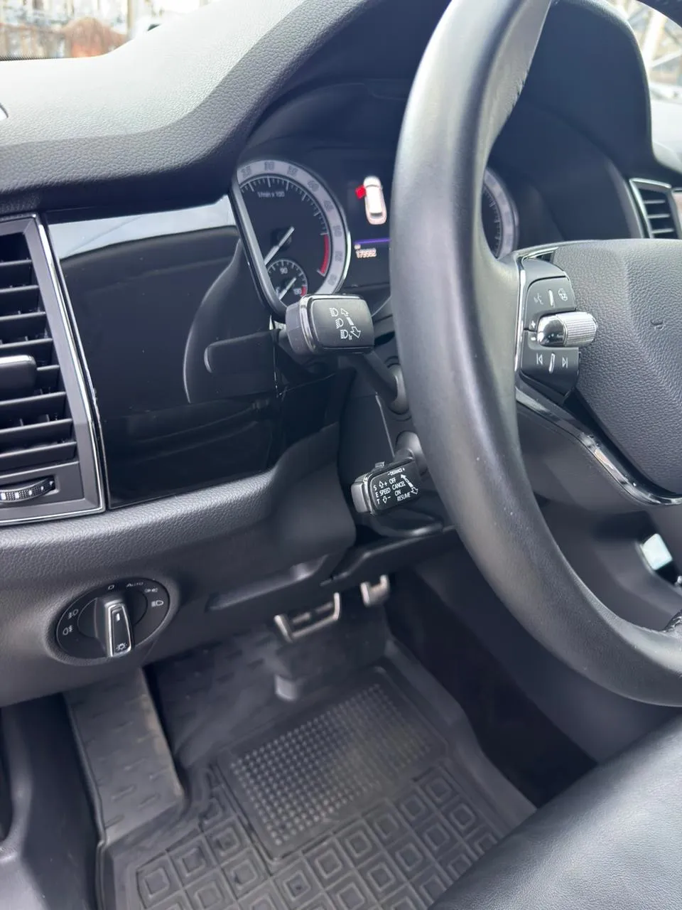 Skoda Kodiaq - фото 17