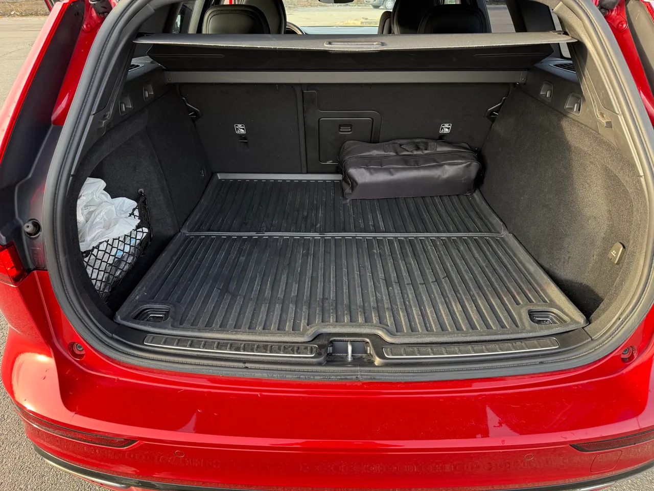 Volvo V60 - фото 18