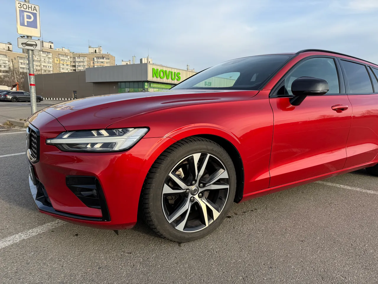 Volvo V60 - фото 2