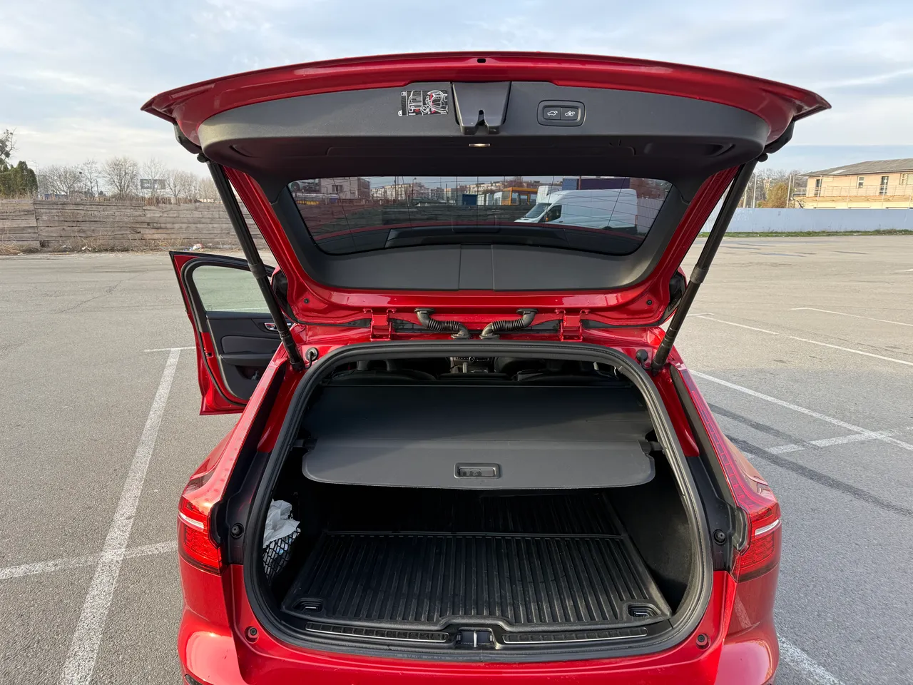 Volvo V60 - фото 20