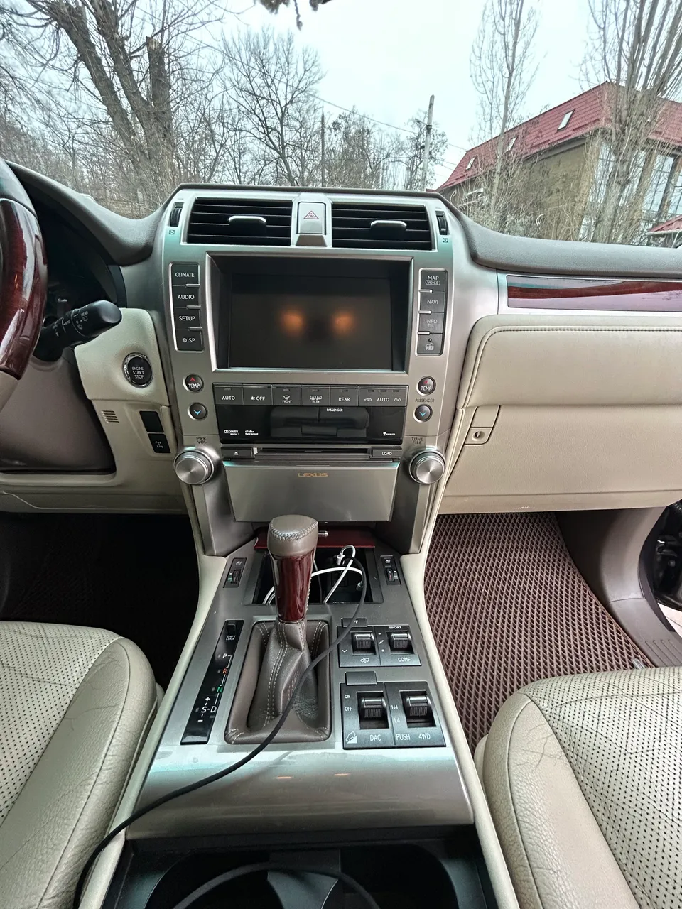 Lexus GX - фото 27