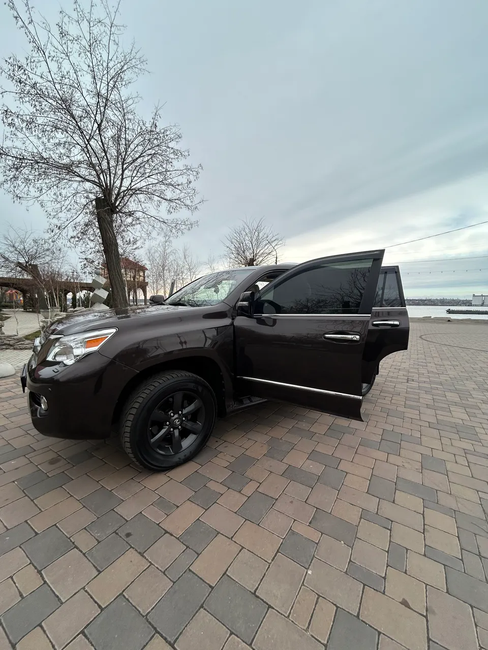 Lexus GX - фото 24