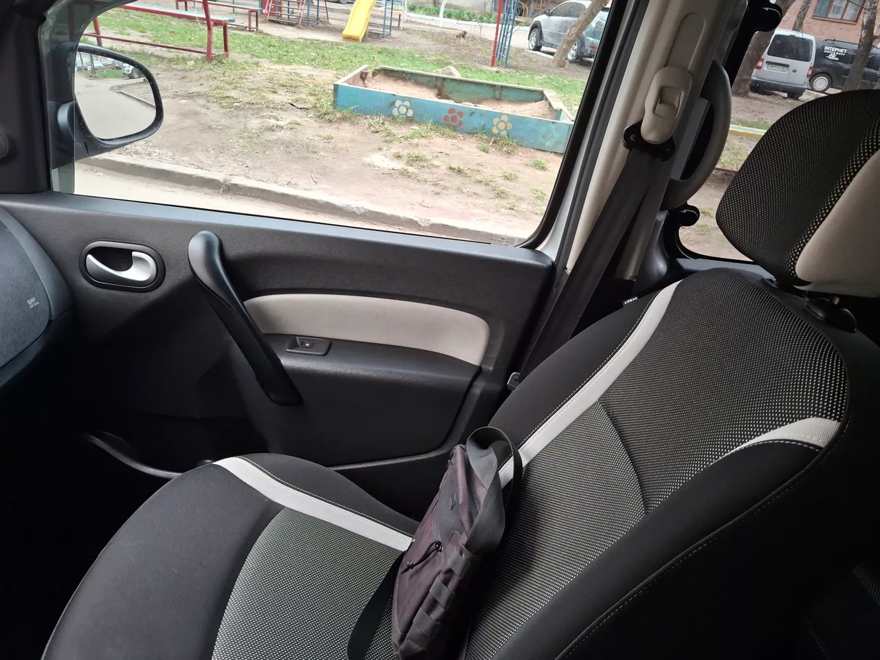 Renault Kangoo - фото 6